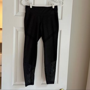 Old Navy active leggings, size small